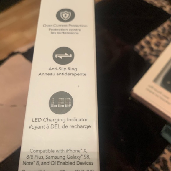 Wireless Charging Pad - Picture 3 of 3